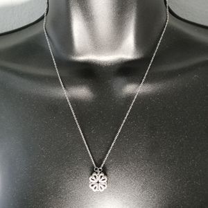 Four leaf clover necklace